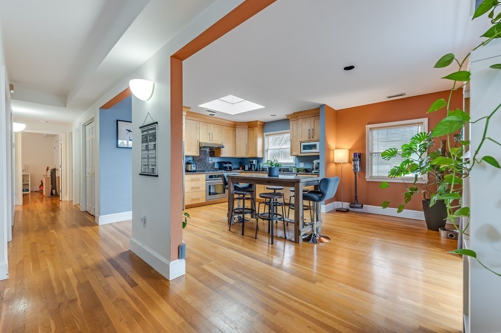28 Surrey Street # 3