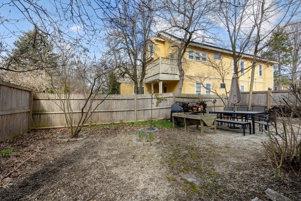 71 Chilton Street # 1