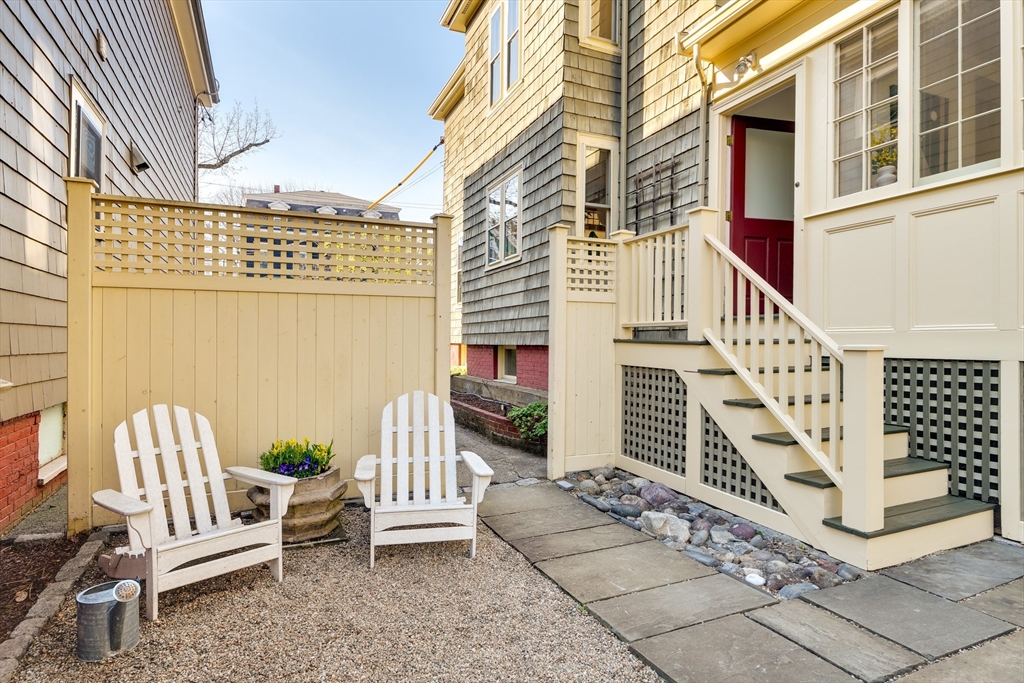 20 Cameron Avenue