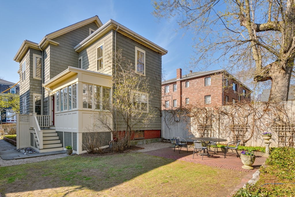20 Cameron Avenue