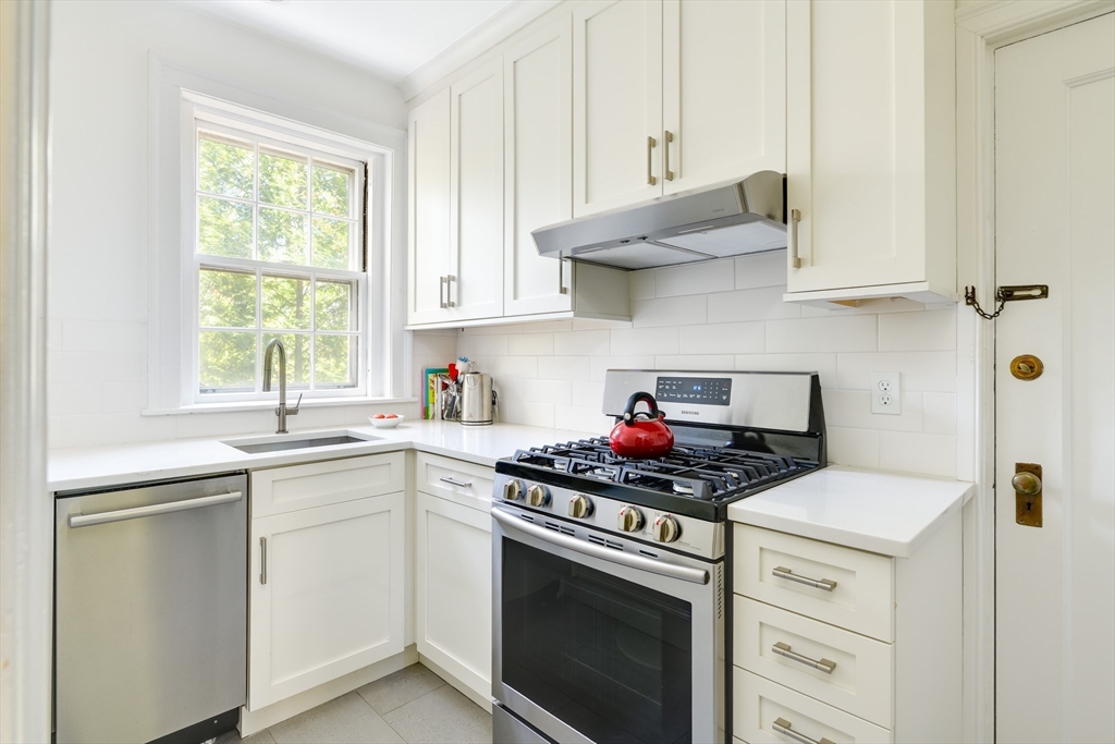41 Bowdoin Street # 28