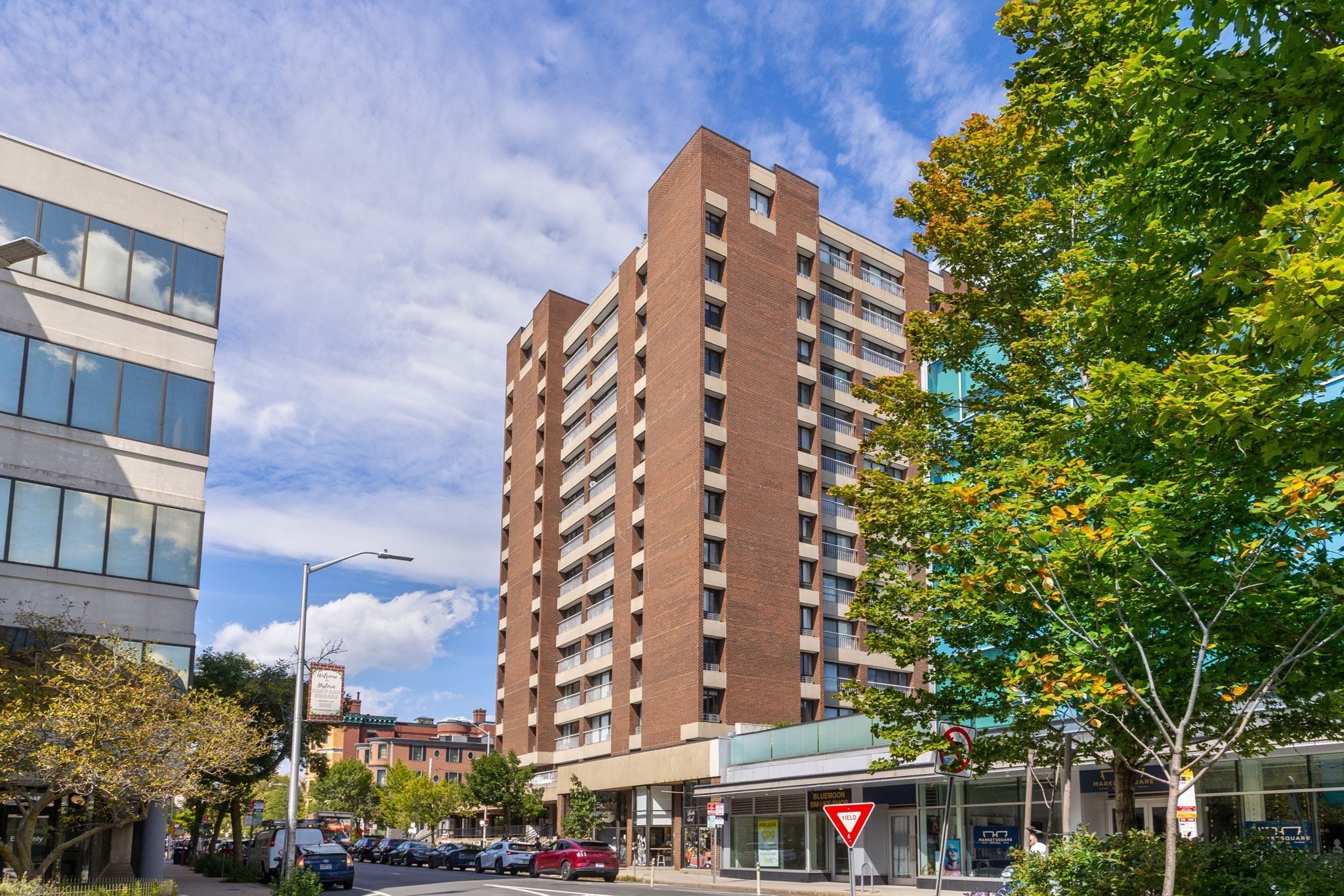 1105 Massachusetts Ave # 9D