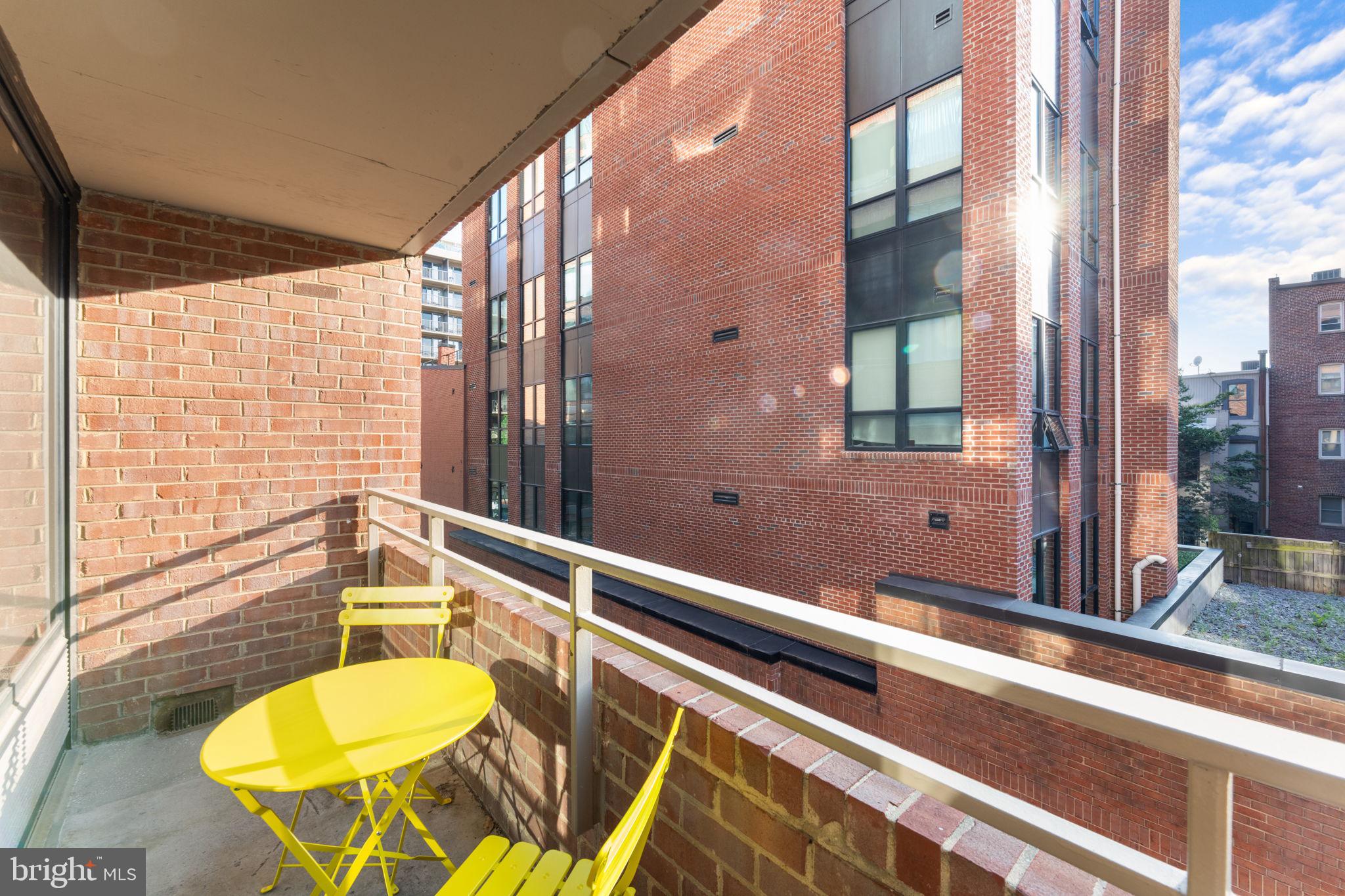 2141 P St NW #306