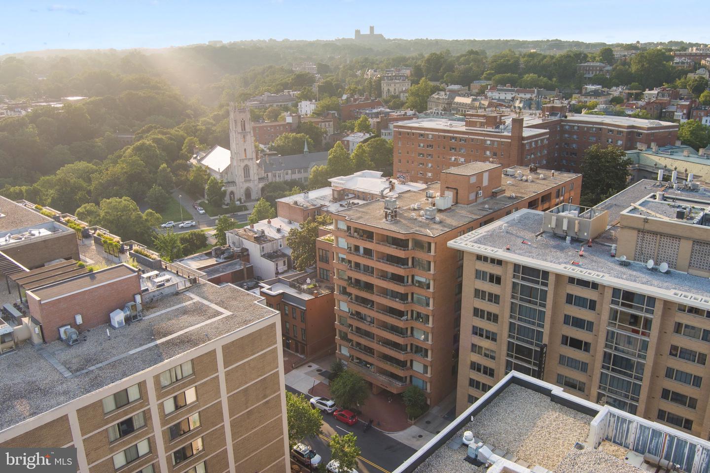 2141 P St NW #306