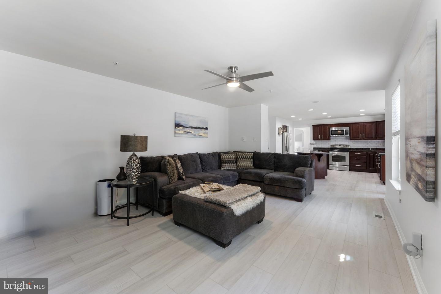 9028 Carthage Ct
