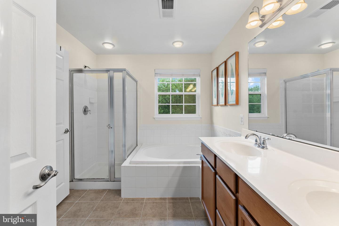 9028 Carthage Ct