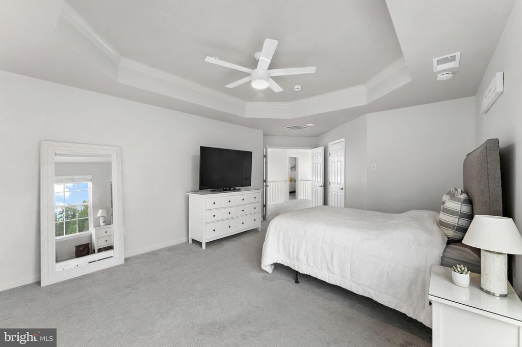 9028 Carthage Ct