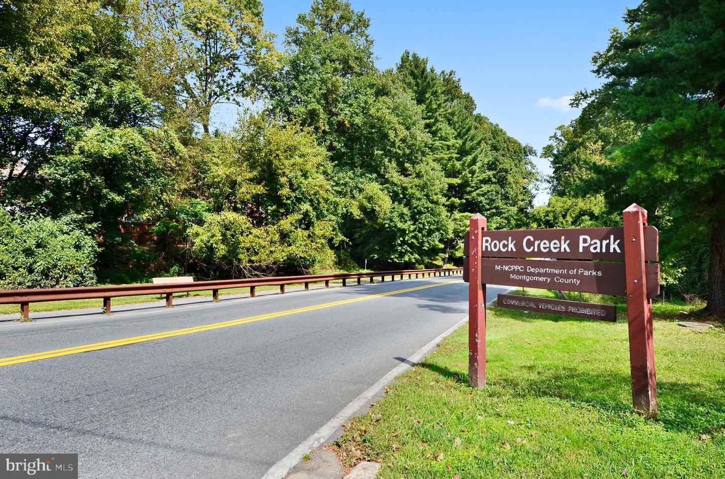 10006 CRESTWOOD ROAD