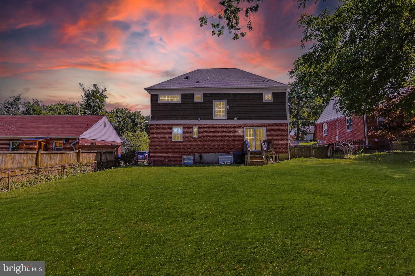 10006 CRESTWOOD ROAD