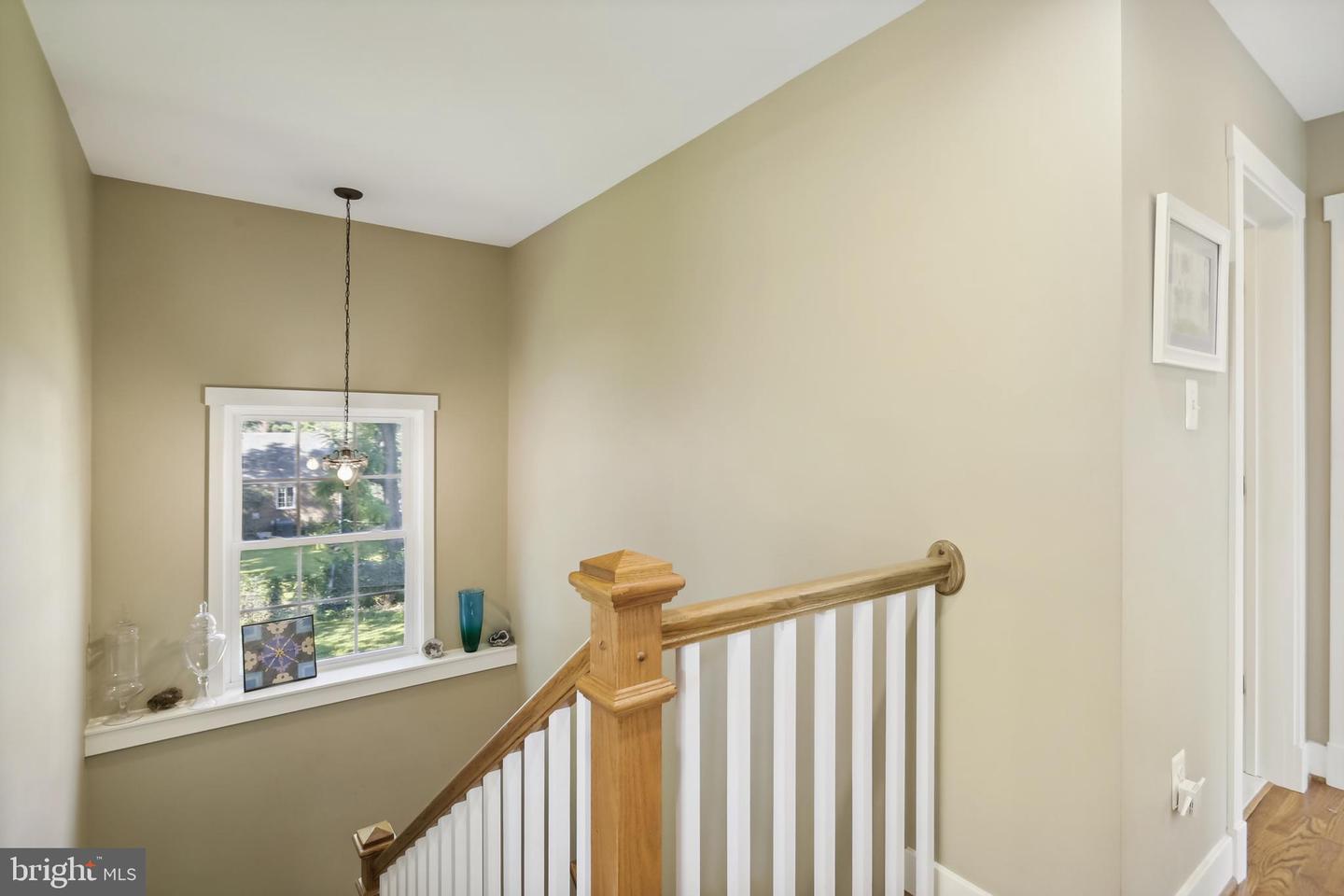 10006 CRESTWOOD ROAD