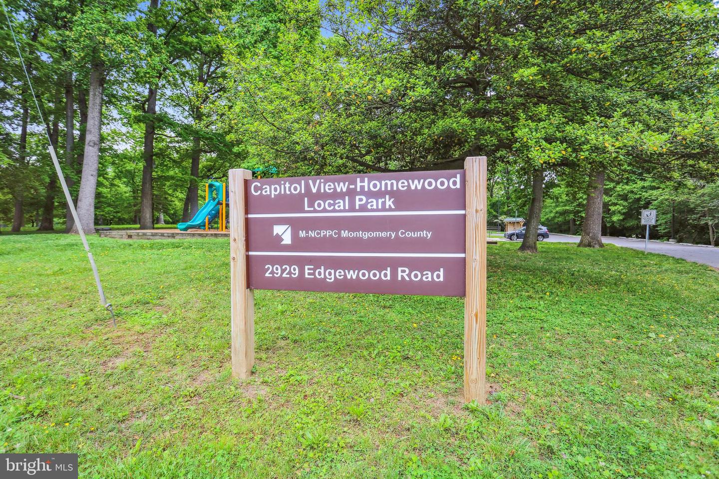 10006 CRESTWOOD ROAD