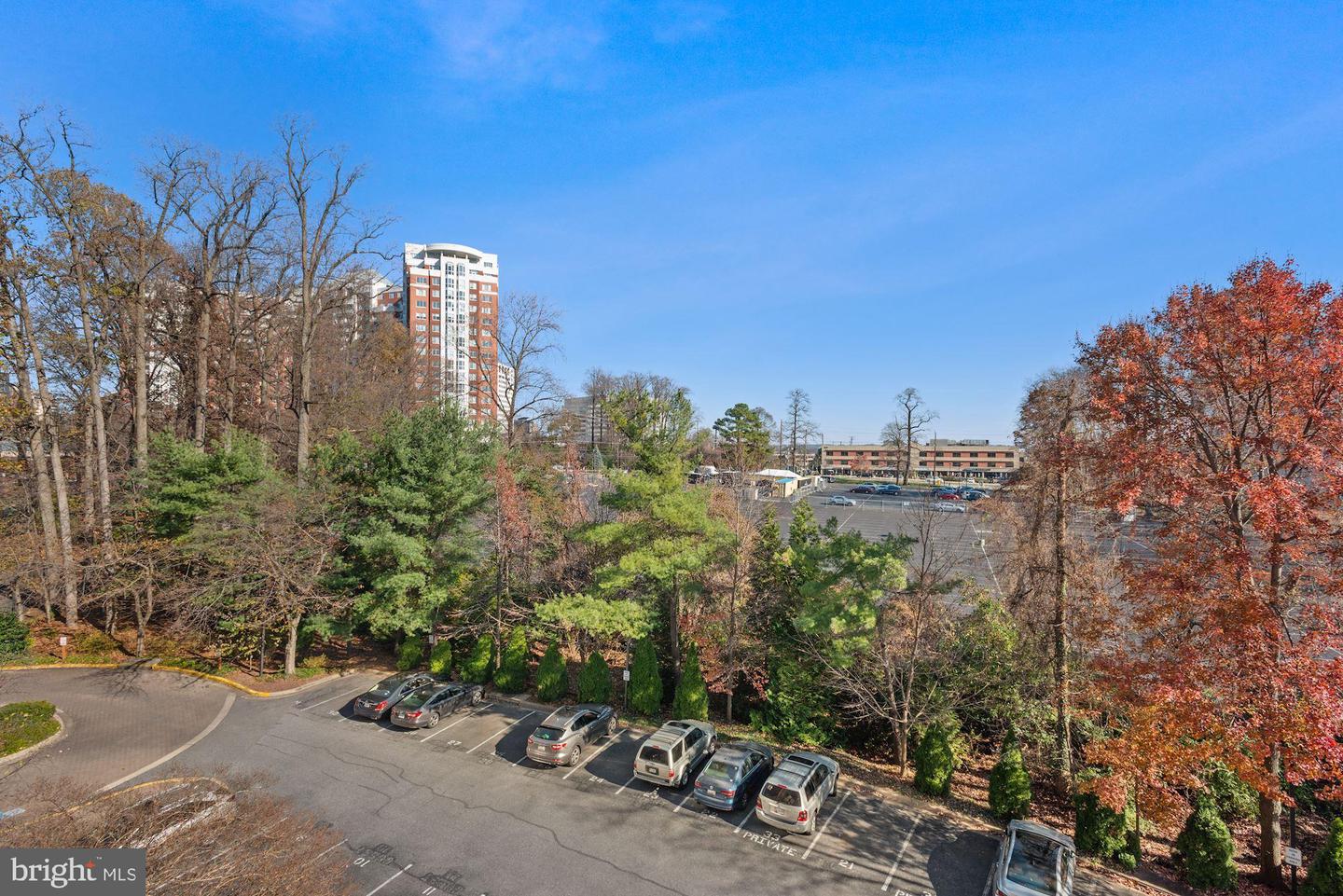 5800 NICHOLSON LANE Unit: 1-508