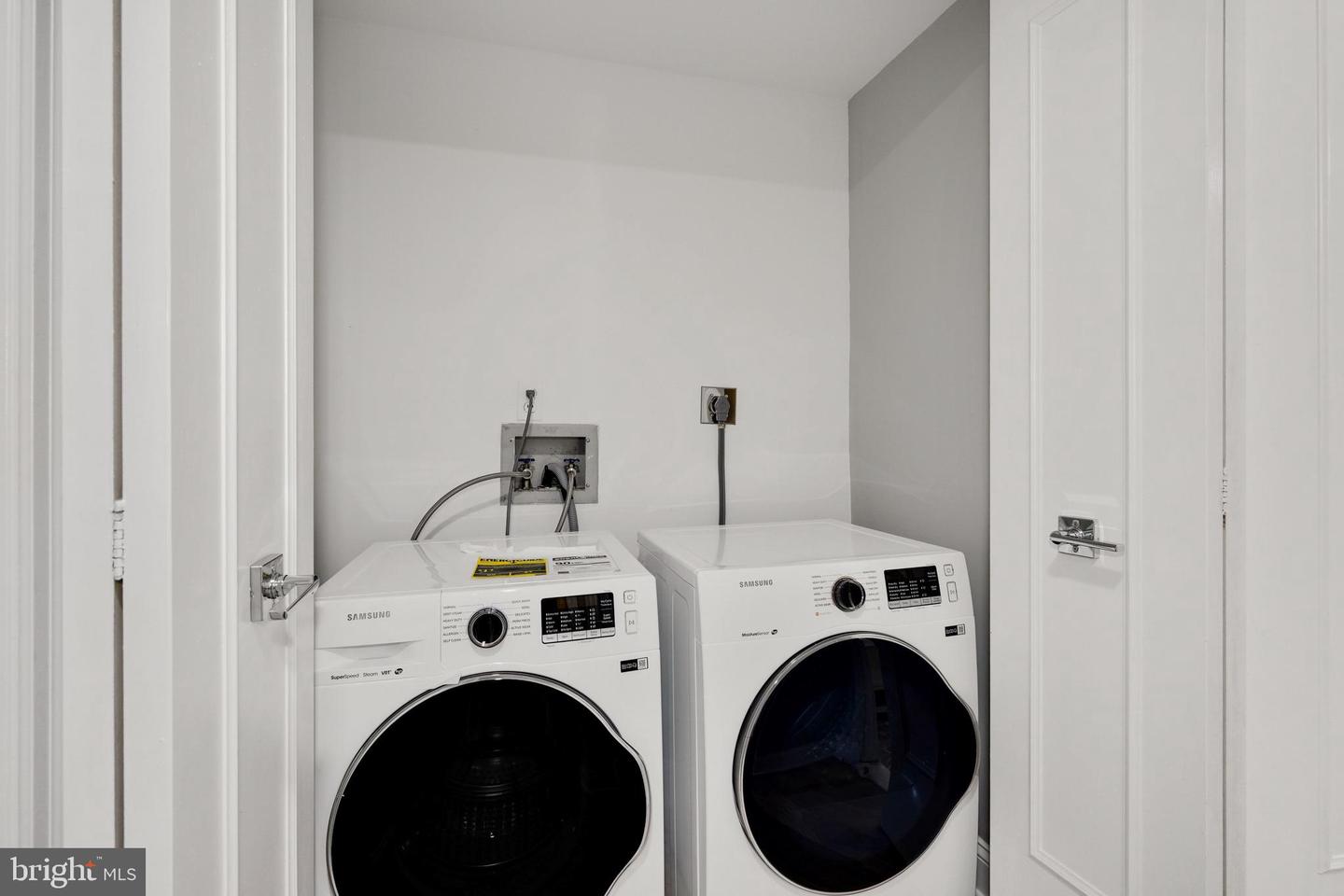 5802 Nicholson LANE Unit: 2-306