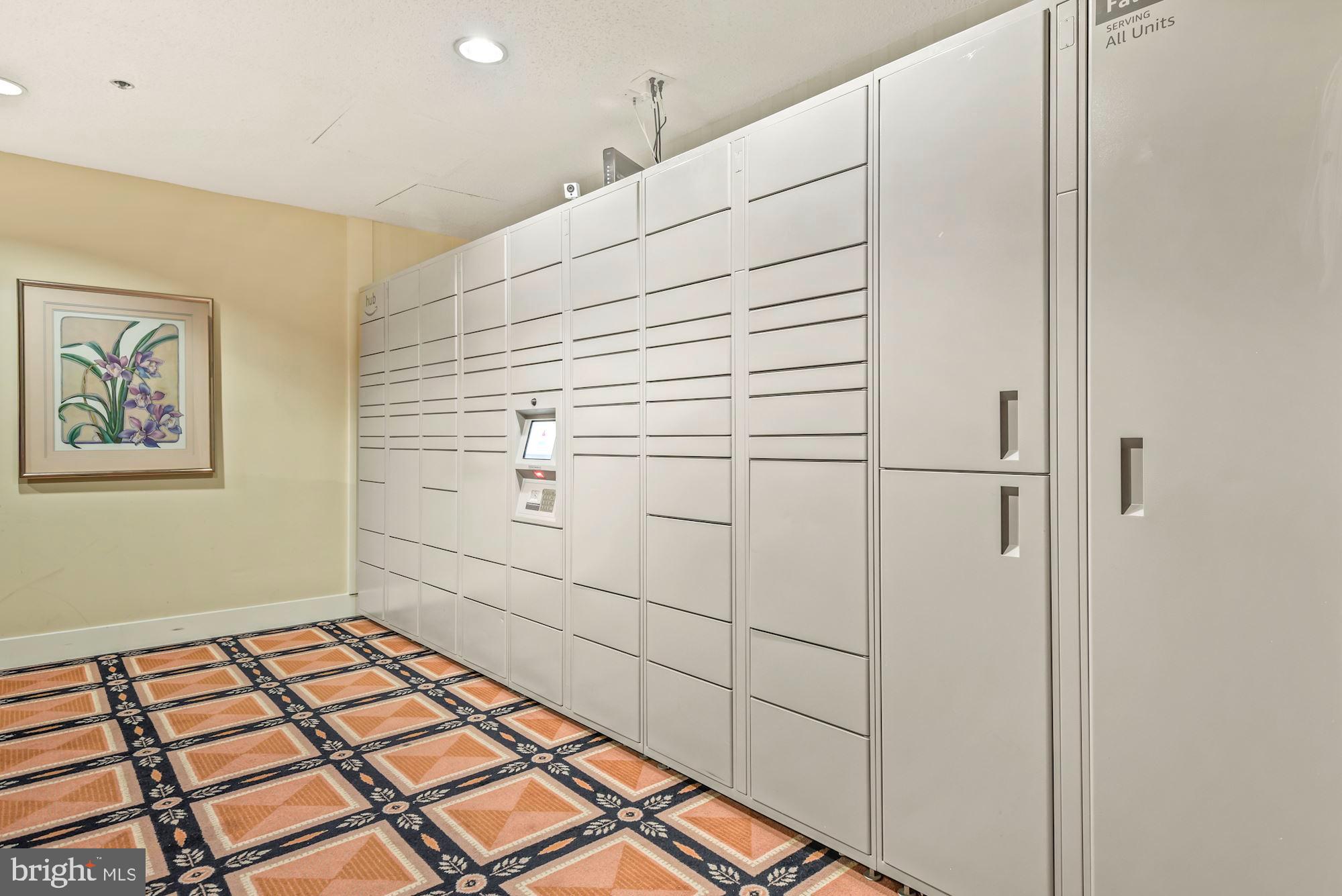 5802 Nicholson LANE Unit: 2-306