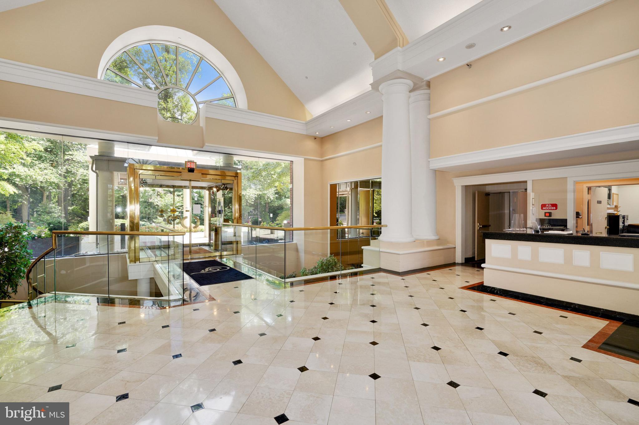 5802 Nicholson LANE Unit: 2-306