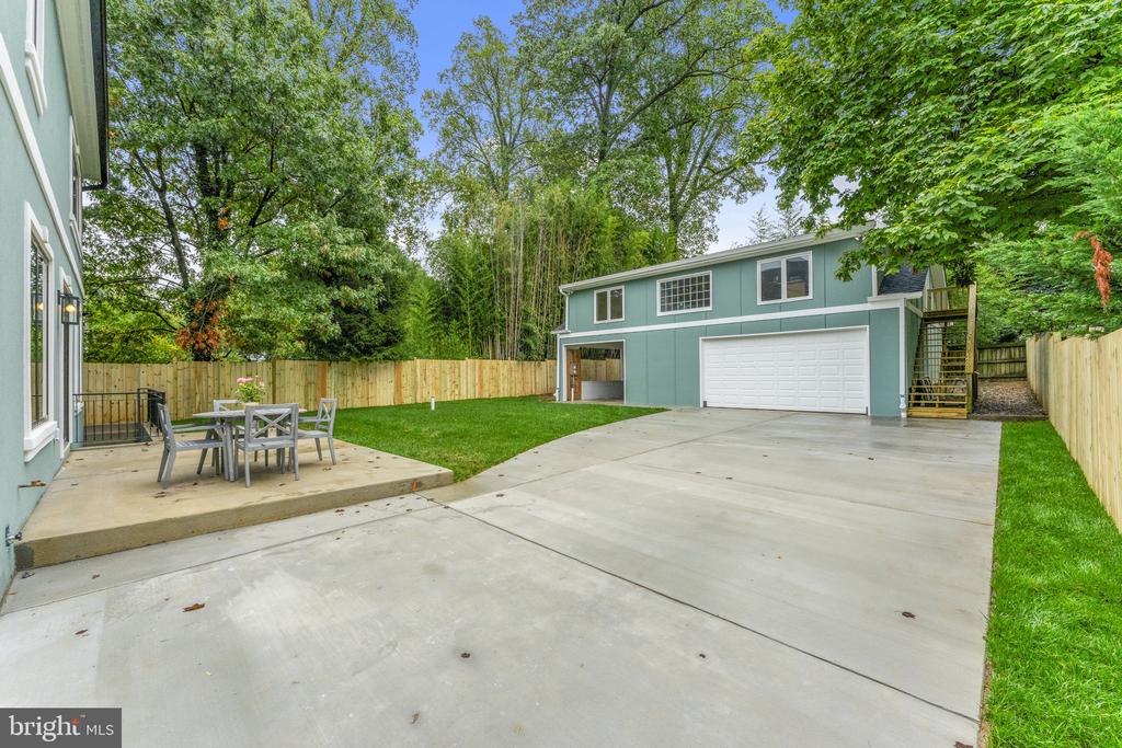 2720 Jennings Rd