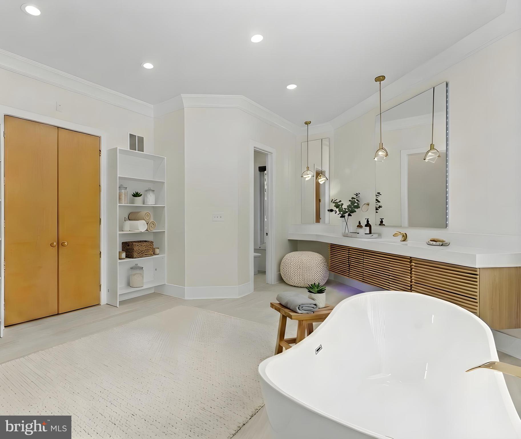 7003 FAWN TRAIL COURT