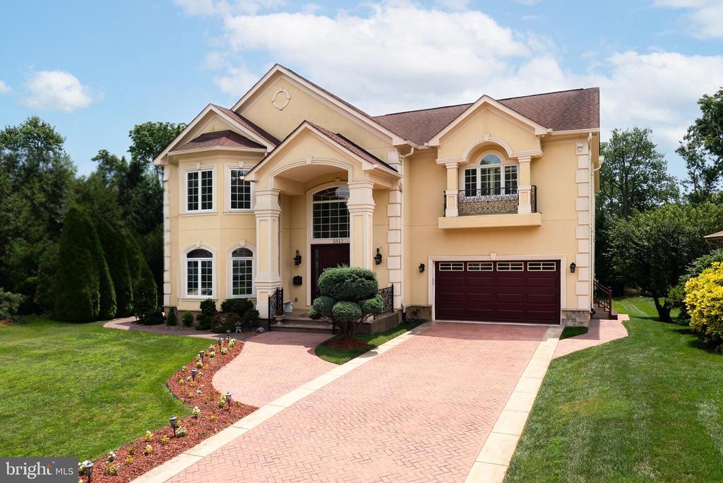 5812 LONE OAK DRIVE