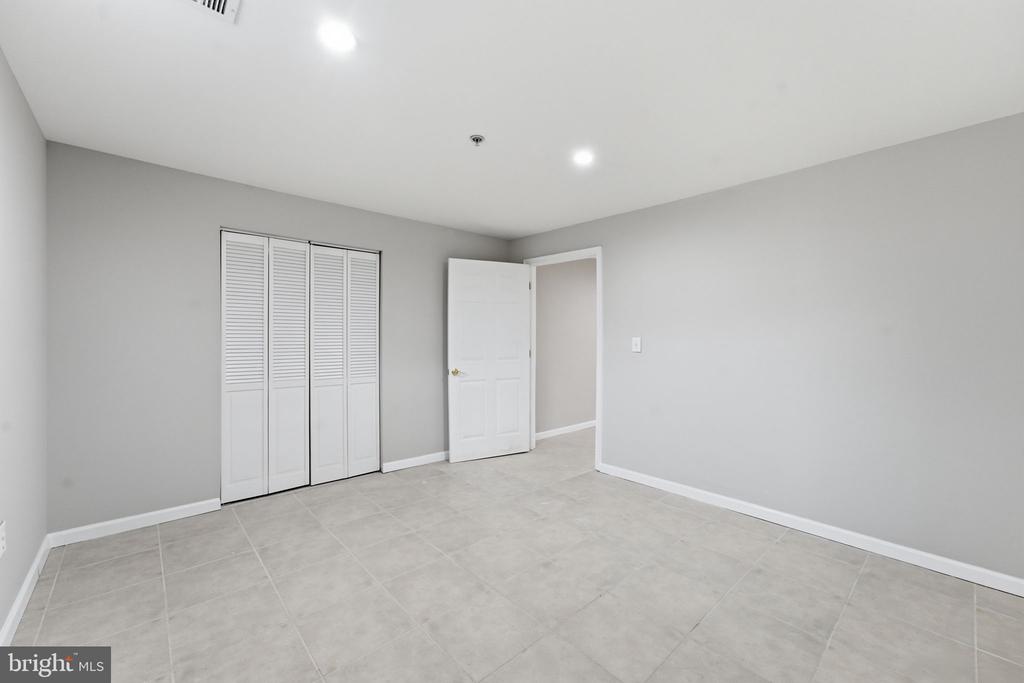 101 JERSEY LANE