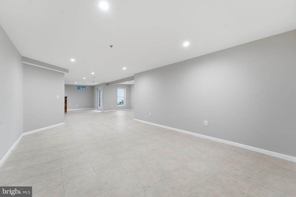 101 JERSEY LANE