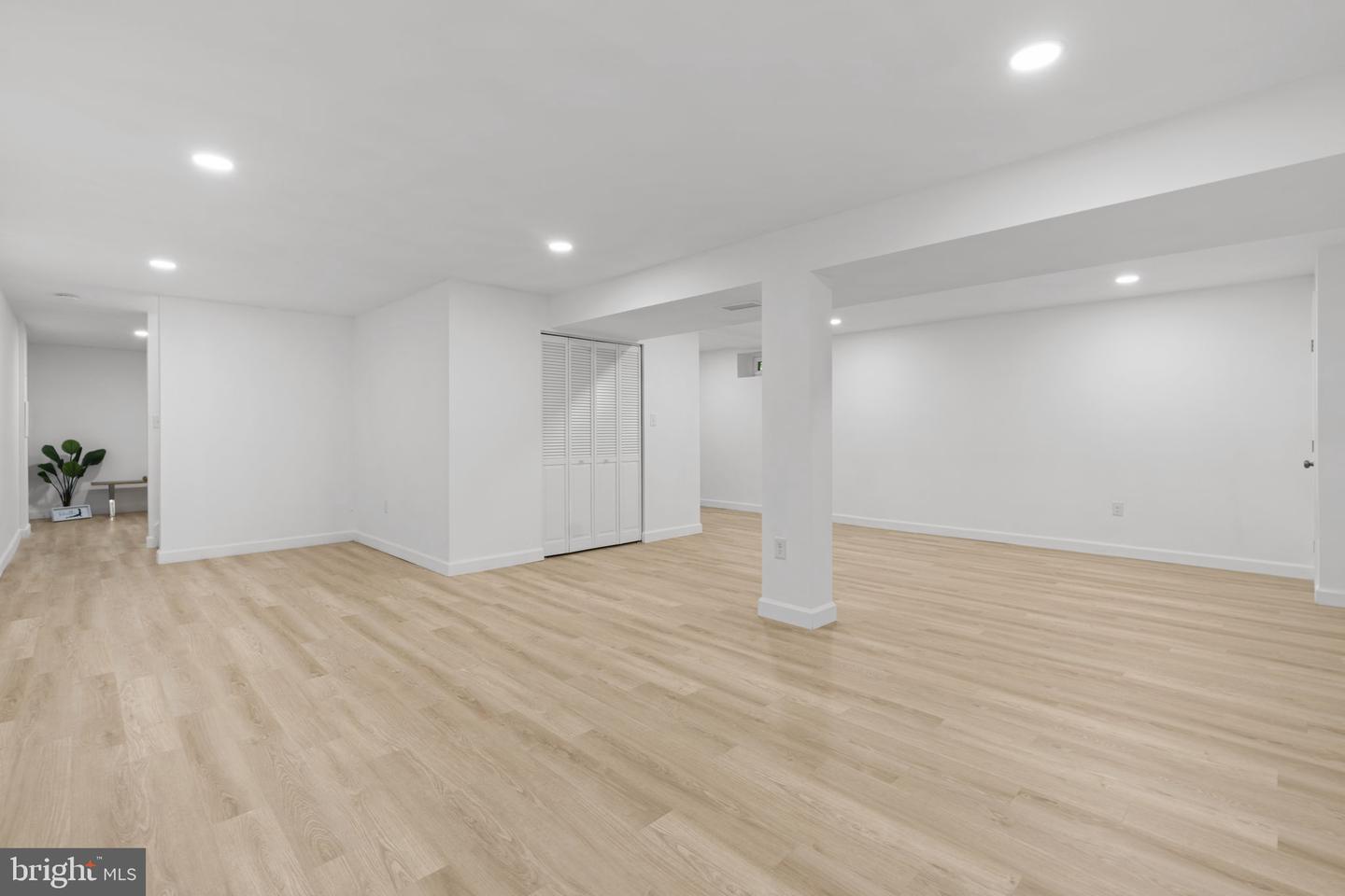 13010 Renfrew Cir