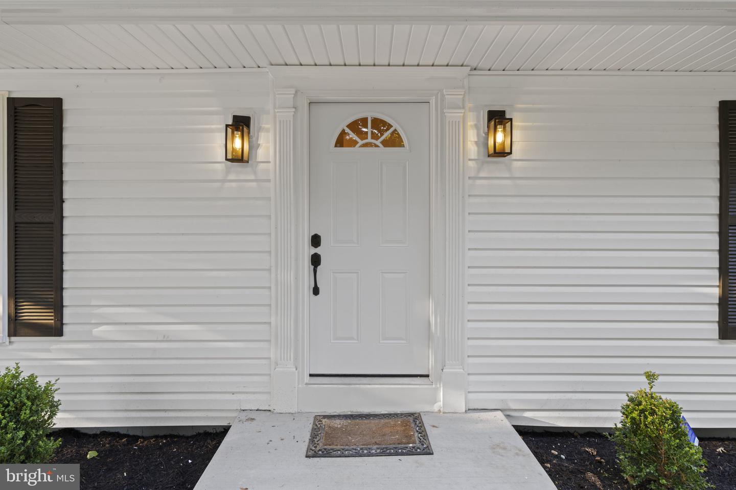 13010 Renfrew Cir