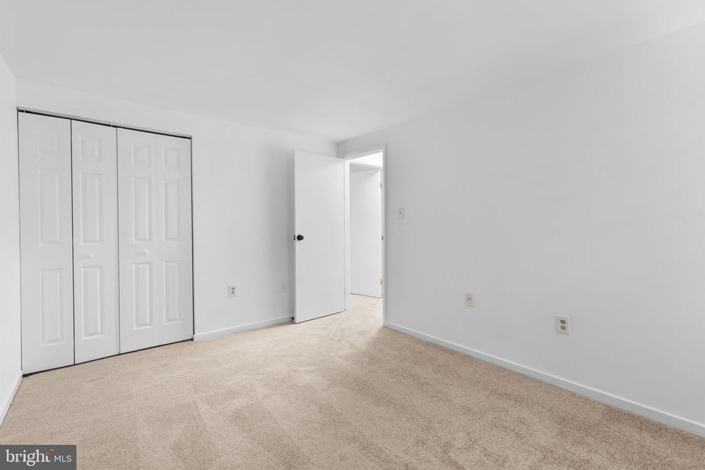 13010 Renfrew Cir