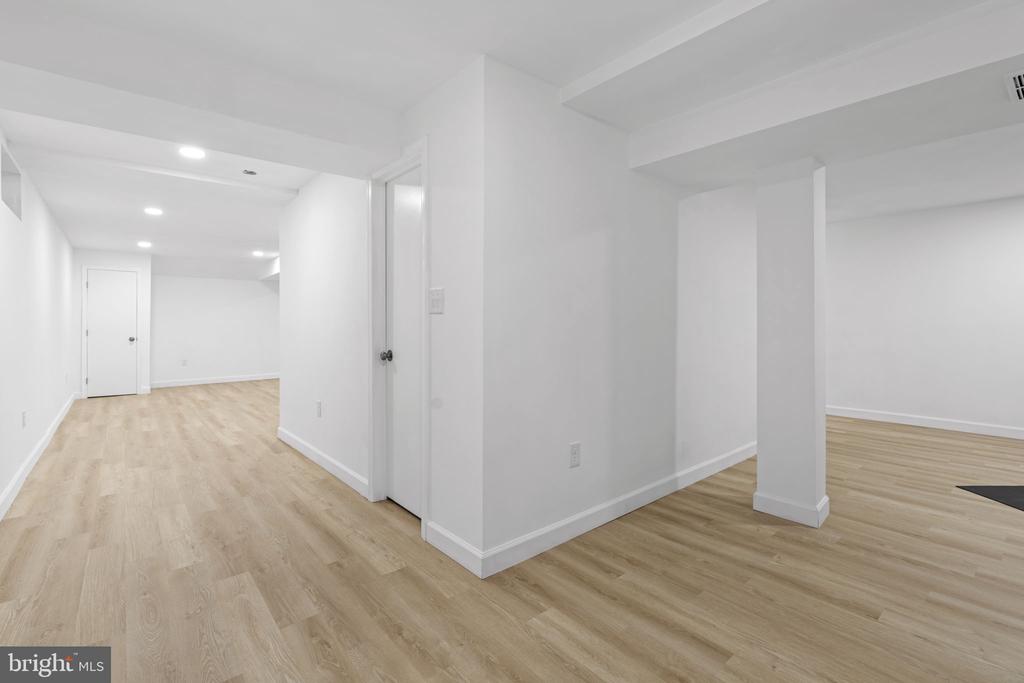 13010 Renfrew Cir