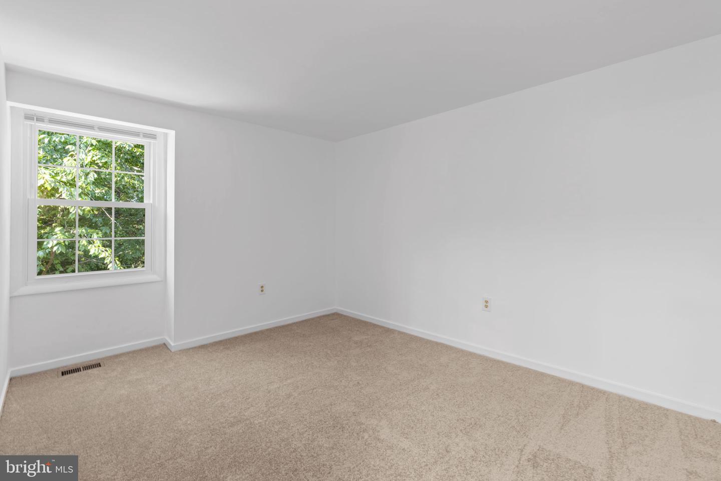 13010 Renfrew Cir