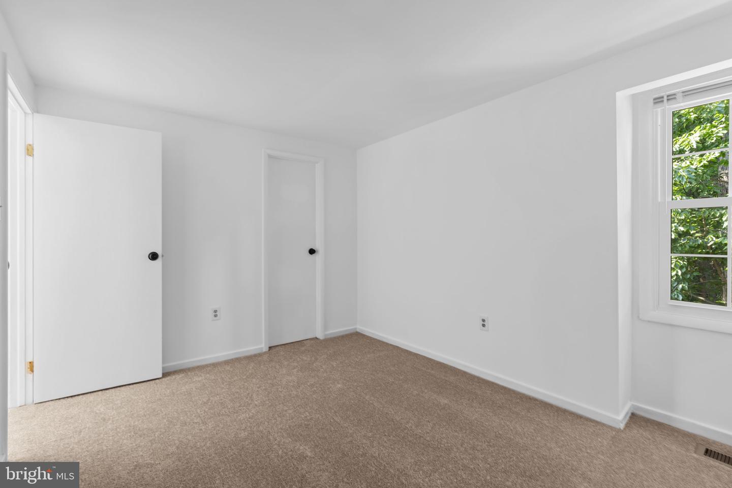 13010 Renfrew Cir