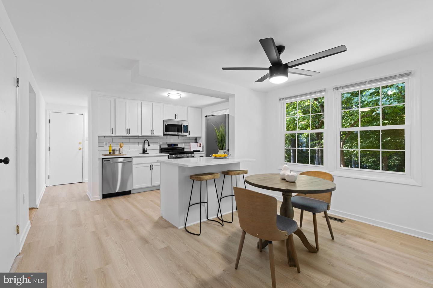 13010 Renfrew Cir