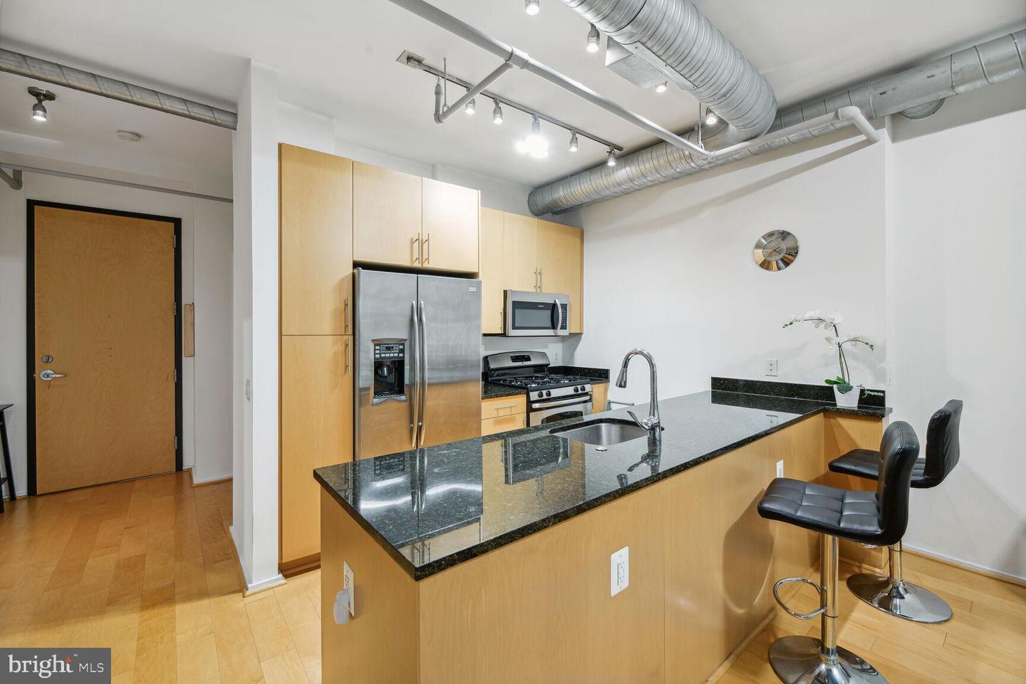 3800 LANGSTON BOULEVARD Unit: 302