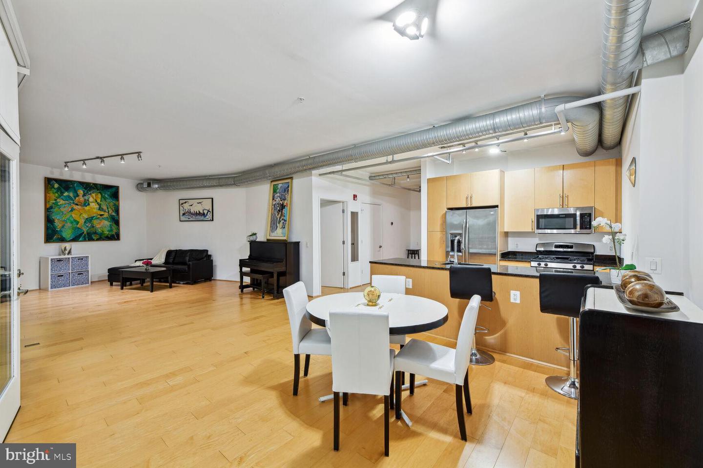 3800 LANGSTON BOULEVARD Unit: 302