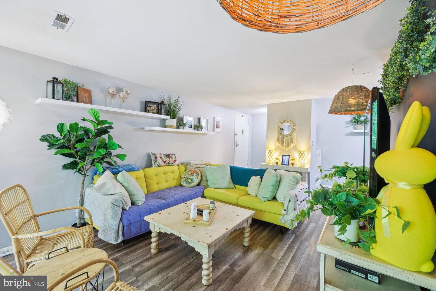 11220 CHESTNUT GROVE SQUARE Unit: 322