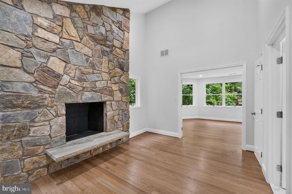 7122 IVAKOTA ROAD