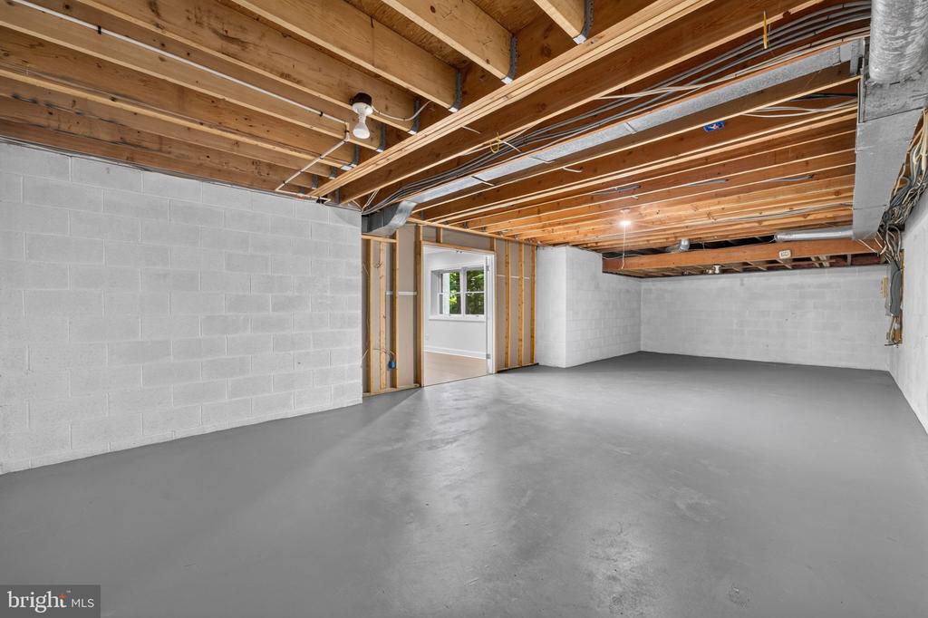 7122 IVAKOTA ROAD
