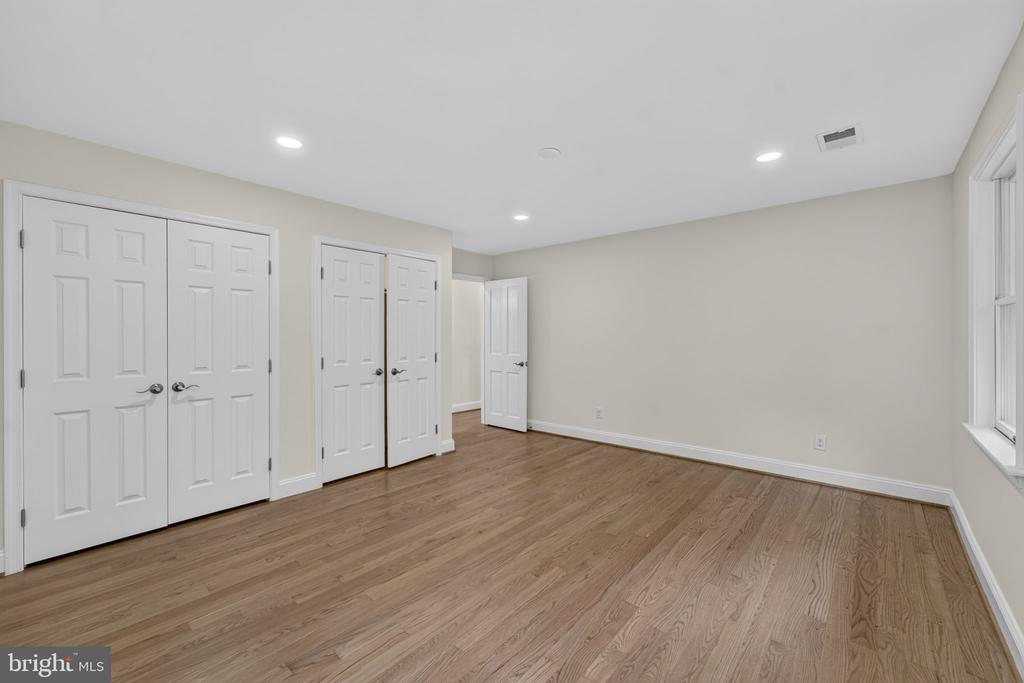 7122 IVAKOTA ROAD