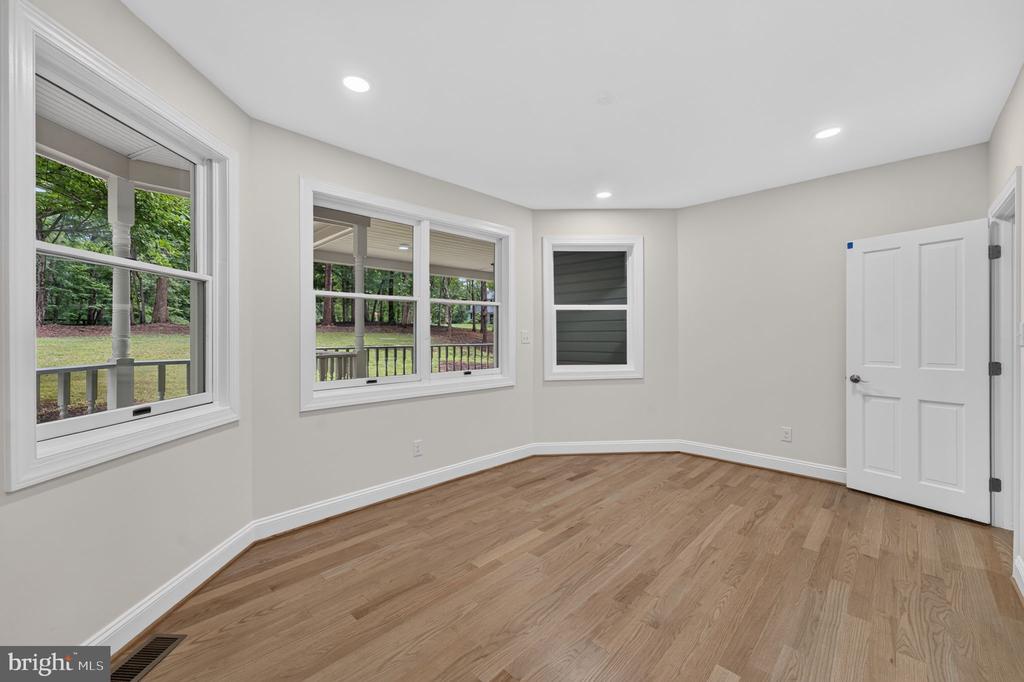7122 IVAKOTA ROAD