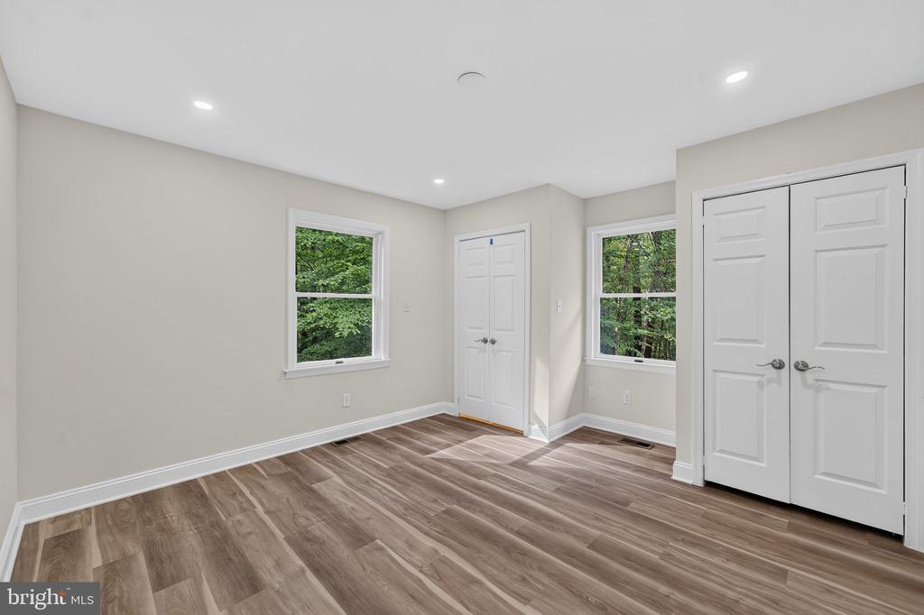 7122 IVAKOTA ROAD