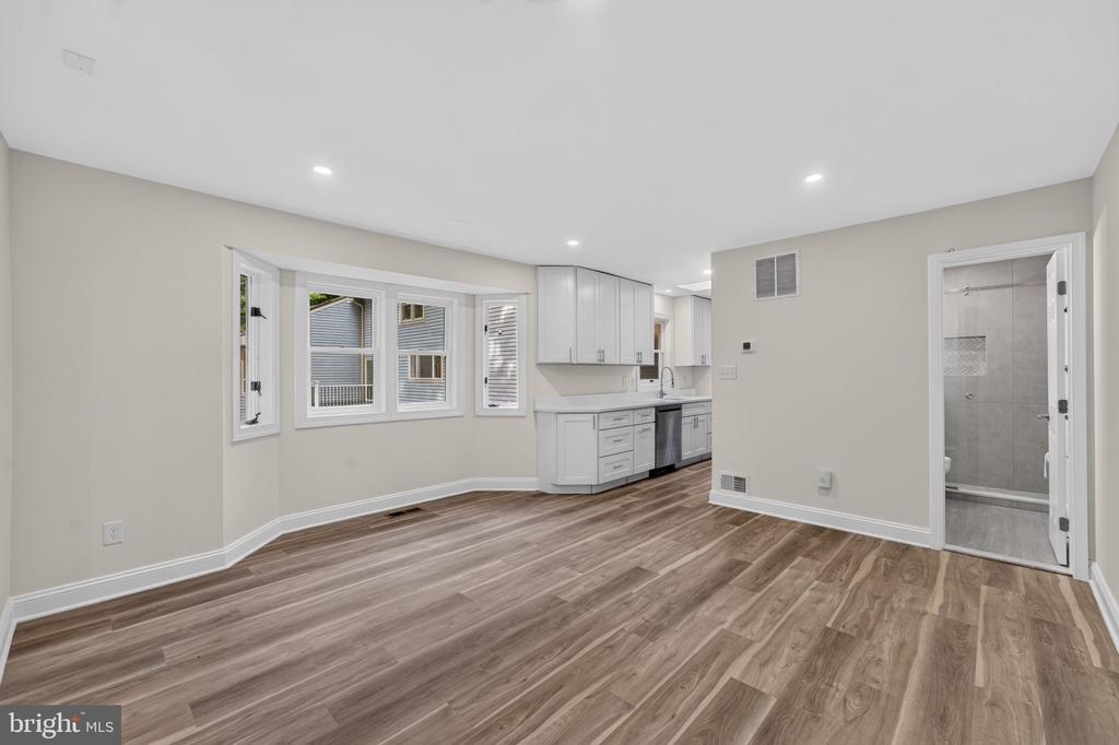 7122 IVAKOTA ROAD