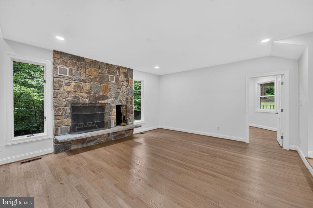 7122 IVAKOTA ROAD
