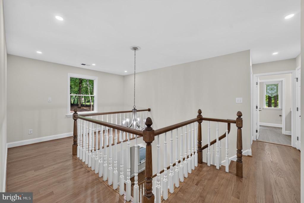 7122 IVAKOTA ROAD
