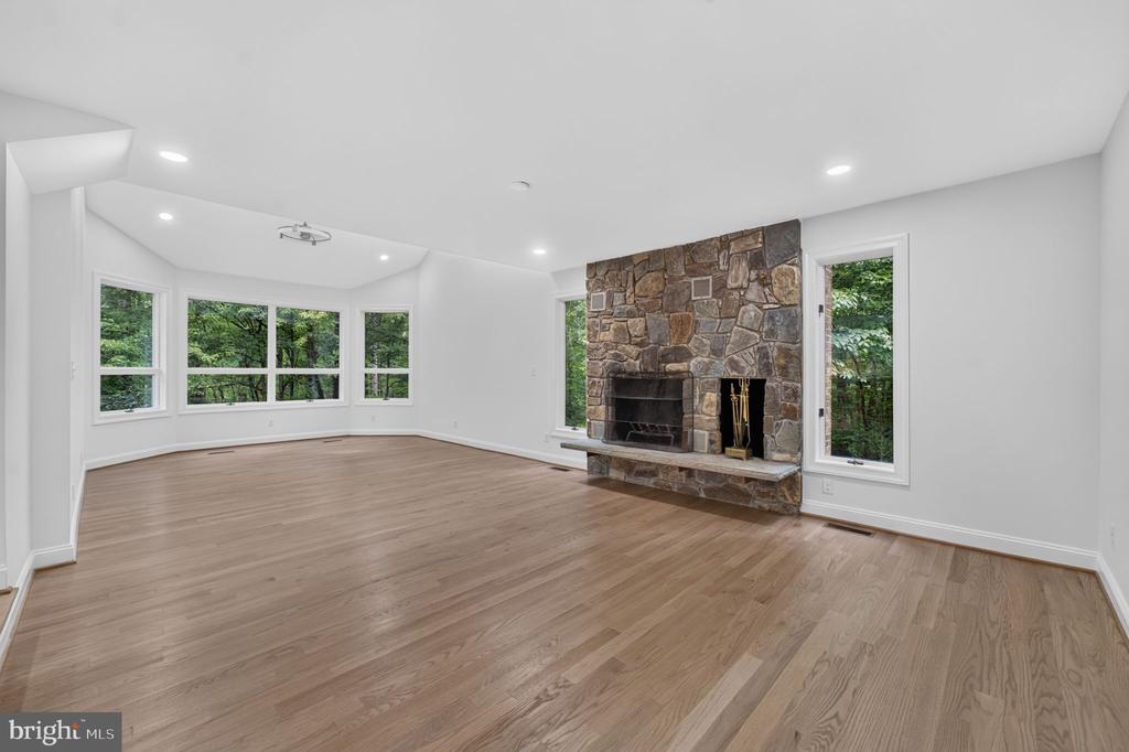 7122 IVAKOTA ROAD