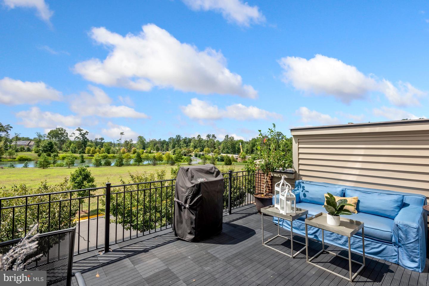 22813 BREEZY HOLLOW DRIVE