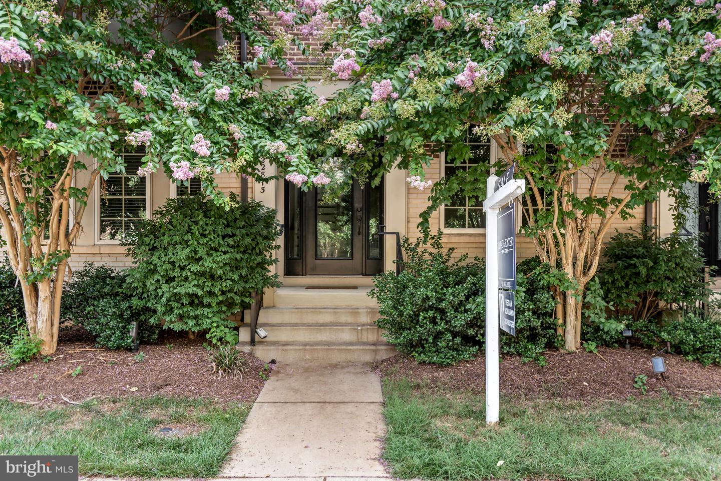 22813 BREEZY HOLLOW DRIVE