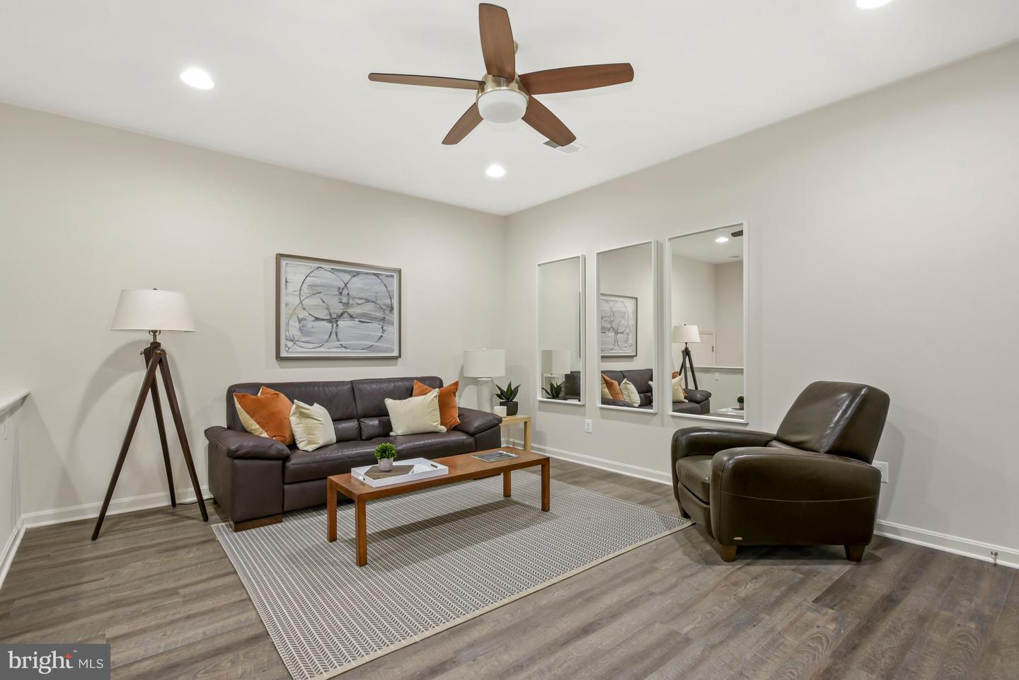 22813 BREEZY HOLLOW DRIVE