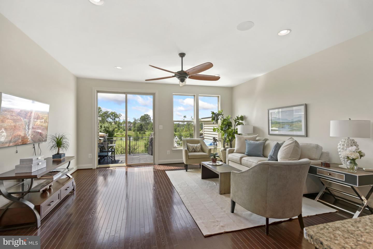 22813 BREEZY HOLLOW DRIVE
