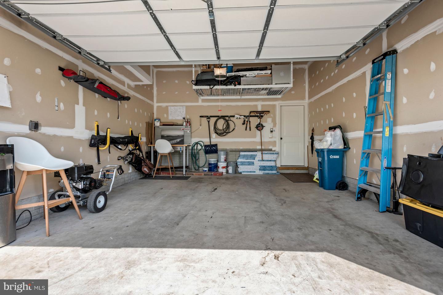 22813 BREEZY HOLLOW DRIVE