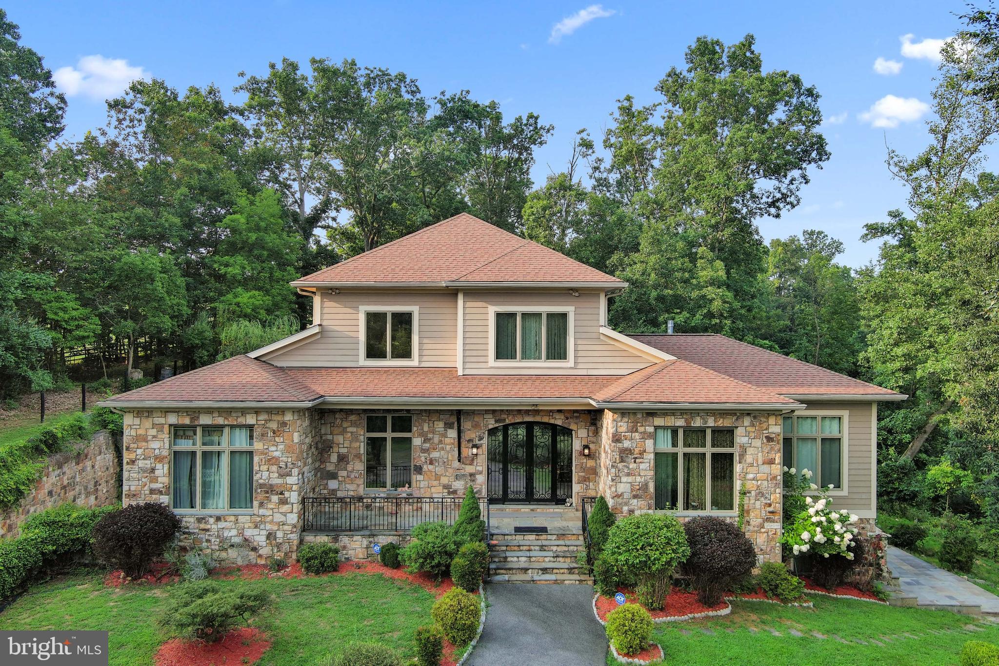 35162 Notre Dame Ln