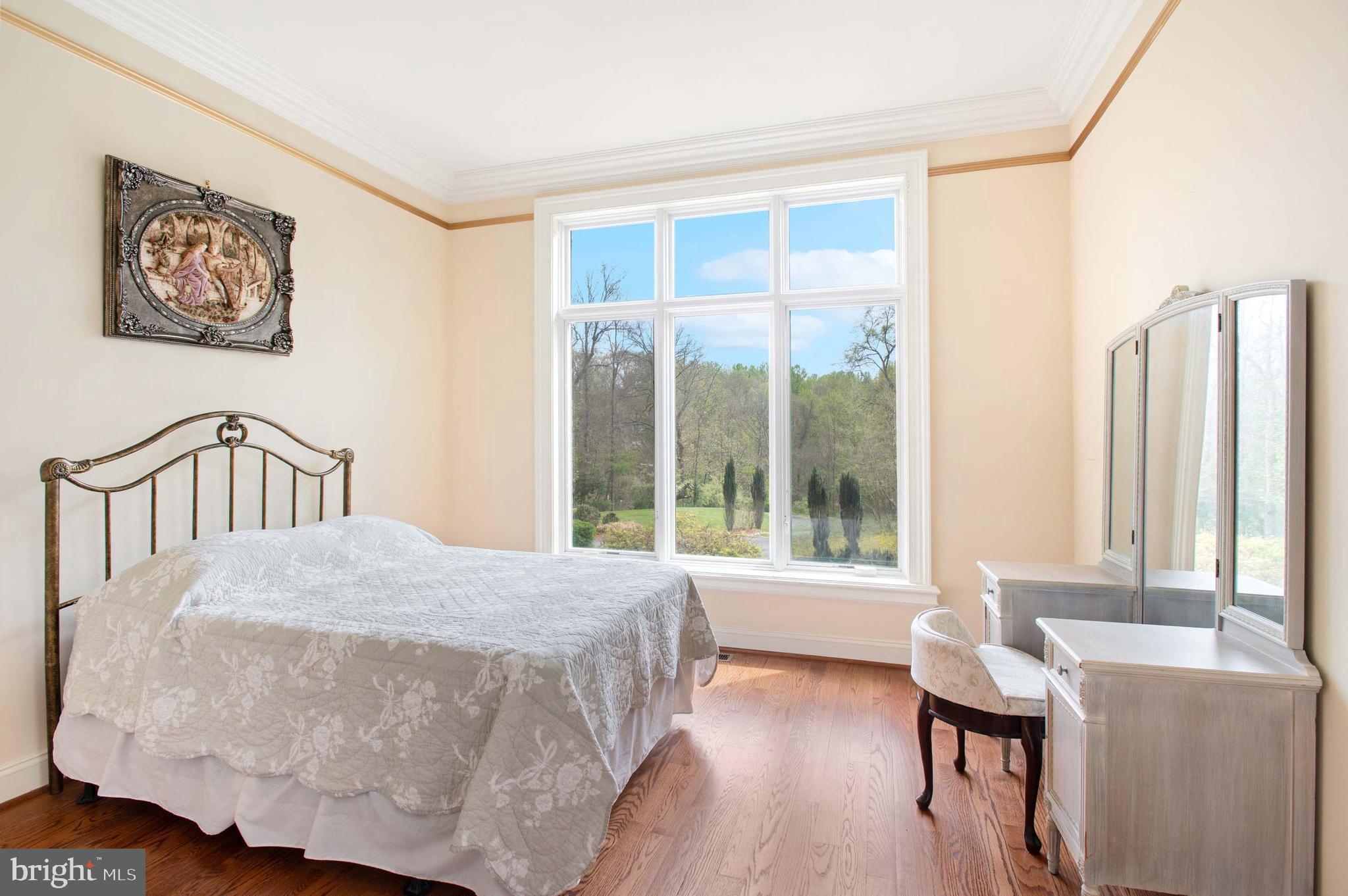 35162 NOTRE DAME LANE